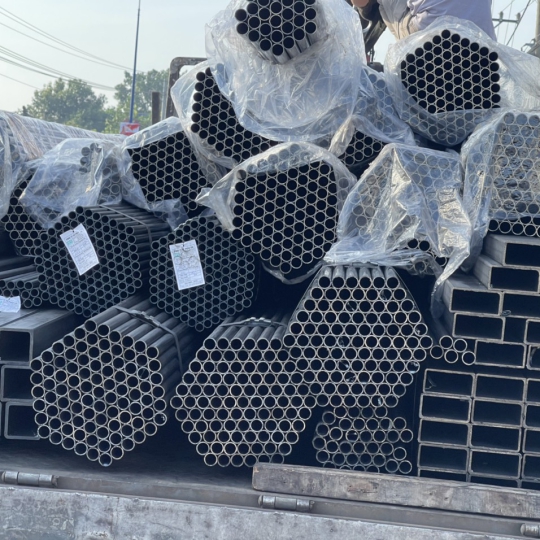 THÉP VUÔNG, ỐNG , HỘP